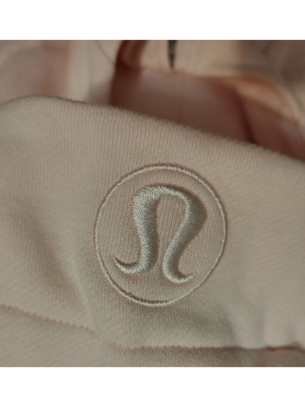 Lululemon Scuba Full-Zip Hoodie Strawberry Milkshake Size 10 New